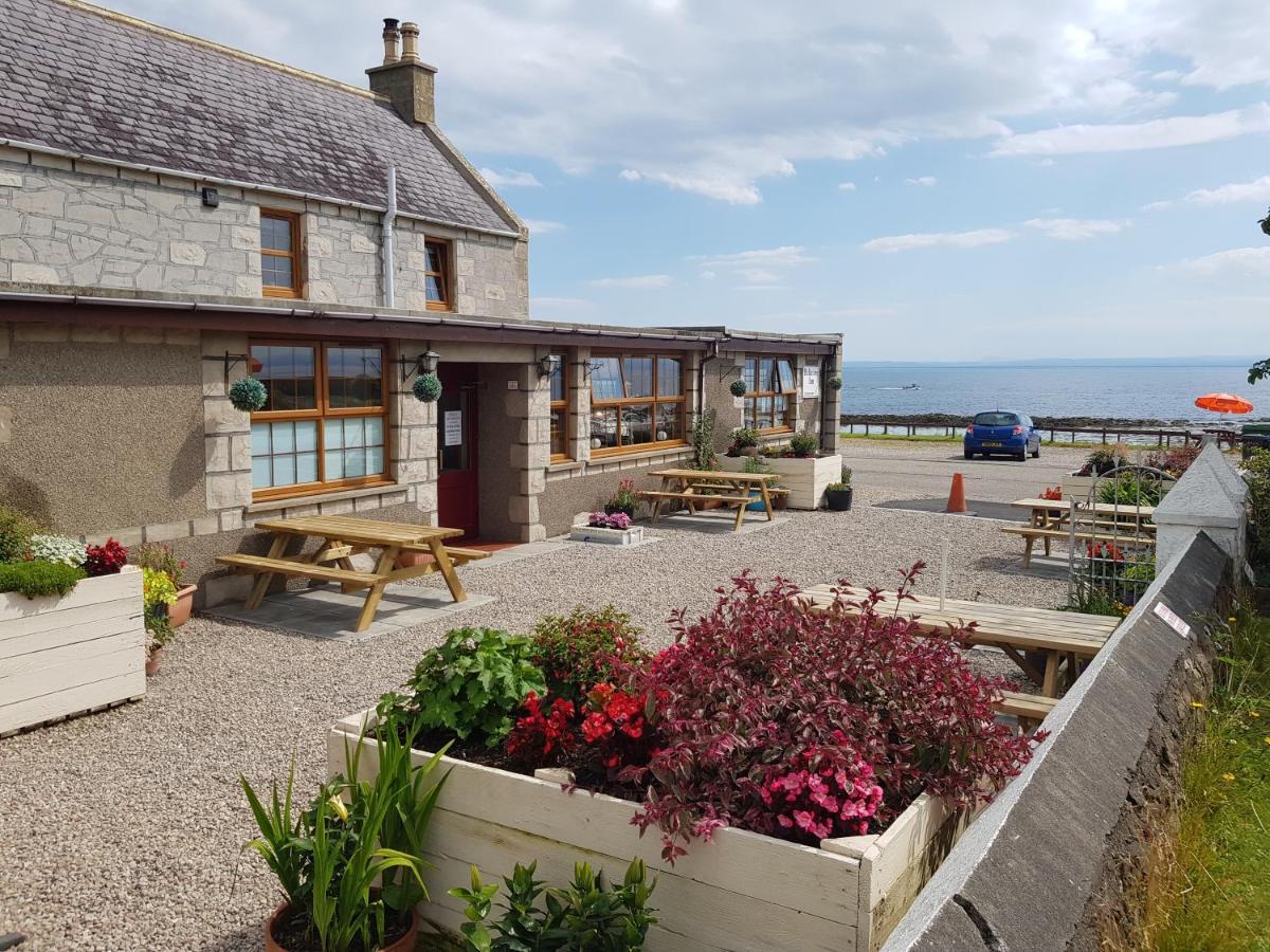 Balintore Inn Exterior foto